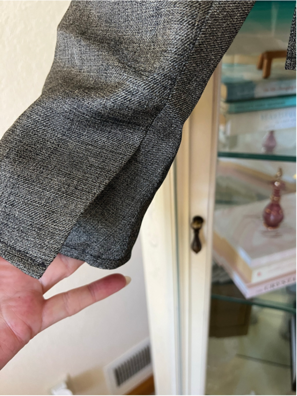 Balenciaga Grey Blazer Jacket, Size 8 US/44IT Made in Italy Quiet Luxury Wool - Picture 5 of 6